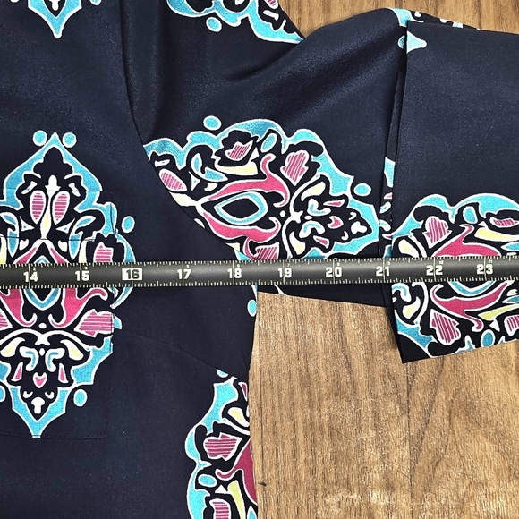 CROWN & IVY | NAVY MEDALLION FLUTTER SLEEVE SHEATH DRESS - Picture 16 of 16